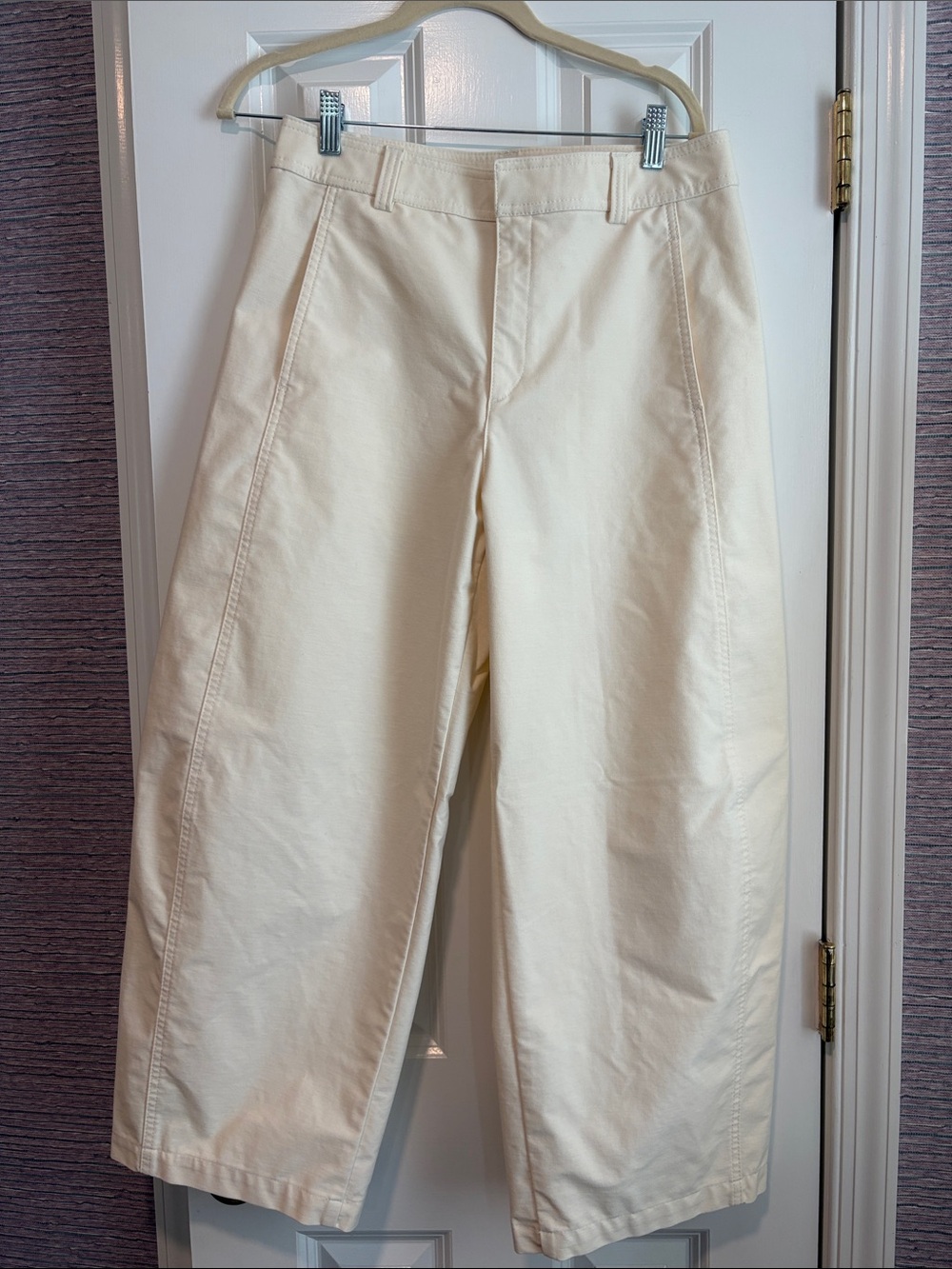 Uniqlo Off-White Wide-Leg High-Rise Pants